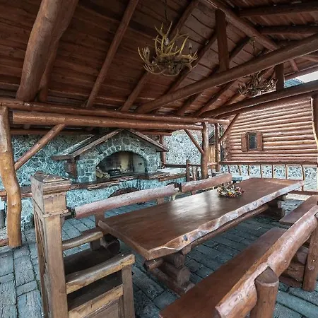 Roza Domek alpejski *